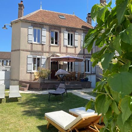 Villa Fontaine Avec Piscine Interieur Chauffee-Maison De Campagne Familiale -Ideal Vacances Ou Sejour Professionnel -3 Chambres-Bureau Separe -Lit Bebe - Parking Facile & Gratuit Buitenkant foto