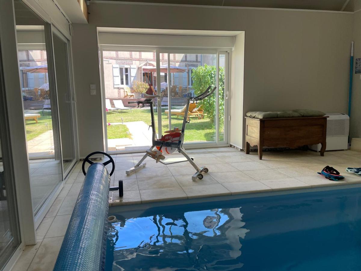 Villa Fontaine Avec Piscine Interieur Chauffee-Maison De Campagne Familiale -Ideal Vacances Ou Sejour Professionnel -3 Chambres-Bureau Separe -Lit Bebe - Parking Facile & Gratuit Buitenkant foto