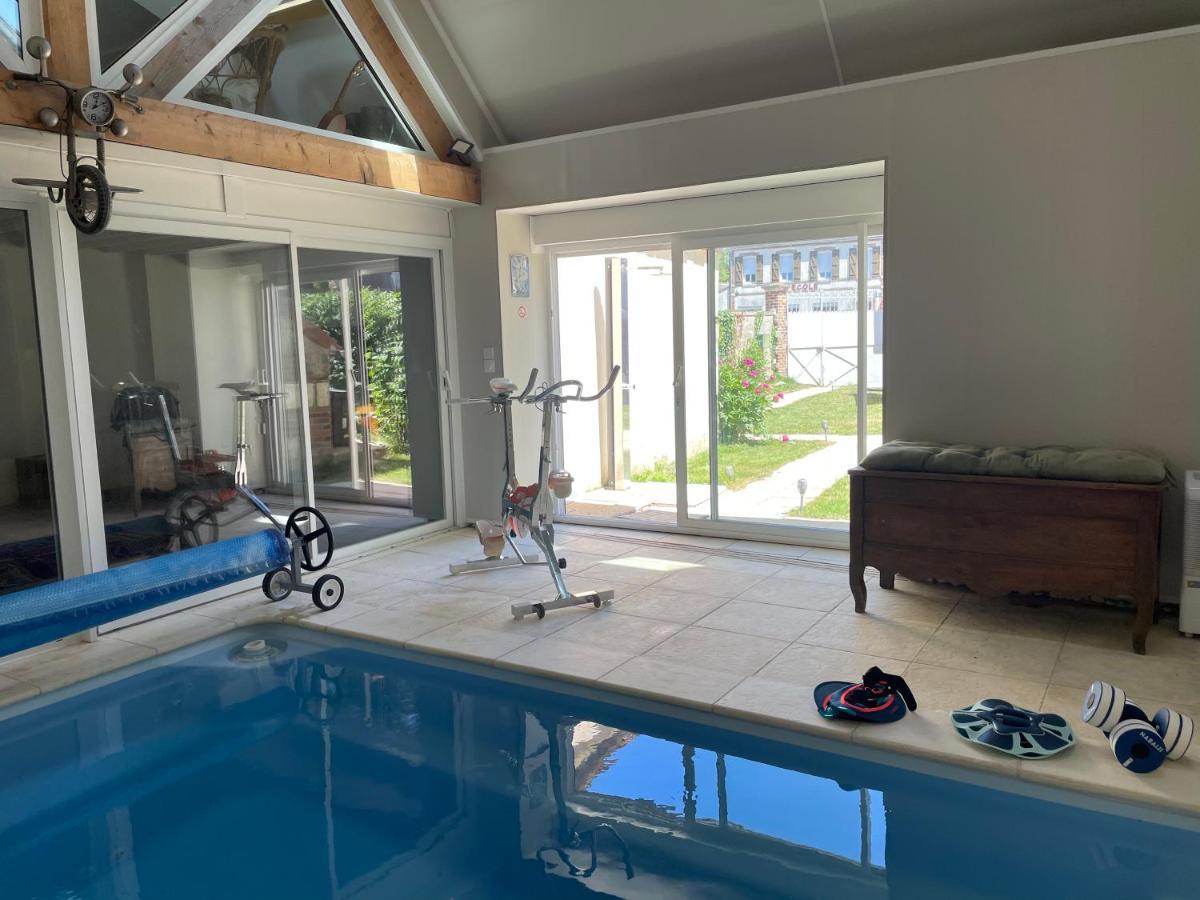 Villa Fontaine Avec Piscine Interieur Chauffee-Maison De Campagne Familiale -Ideal Vacances Ou Sejour Professionnel -3 Chambres-Bureau Separe -Lit Bebe - Parking Facile & Gratuit Buitenkant foto