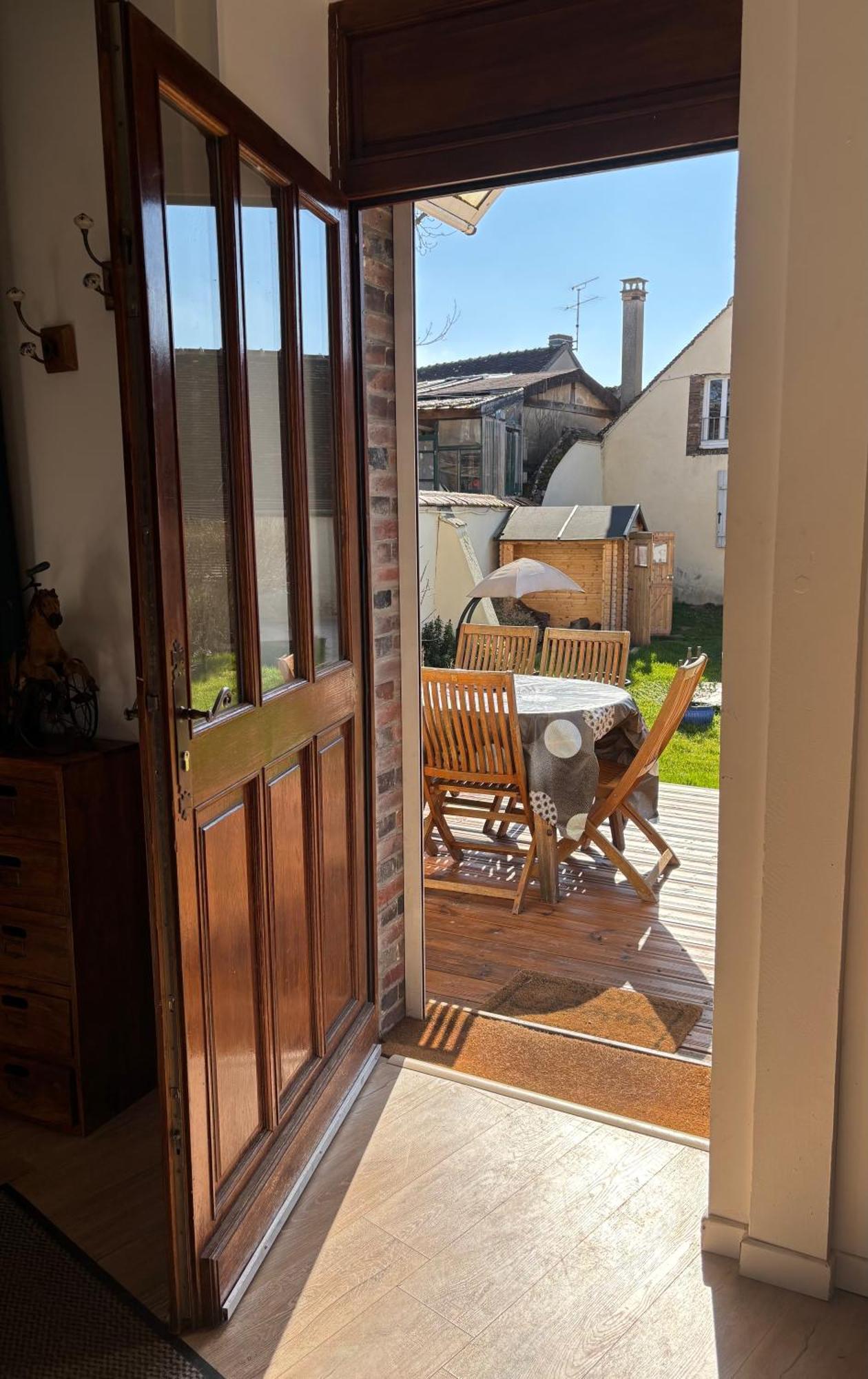 Villa Fontaine Avec Piscine Interieur Chauffee-Maison De Campagne Familiale -Ideal Vacances Ou Sejour Professionnel -3 Chambres-Bureau Separe -Lit Bebe - Parking Facile & Gratuit Buitenkant foto