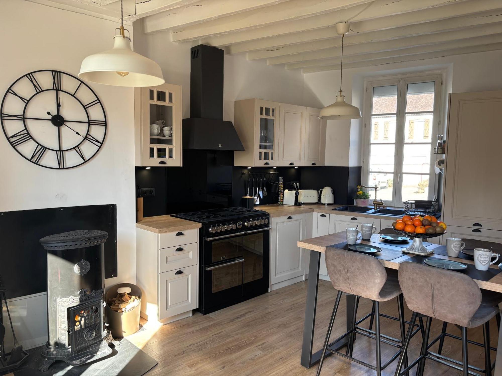 Villa Fontaine Avec Piscine Interieur Chauffee-Maison De Campagne Familiale -Ideal Vacances Ou Sejour Professionnel -3 Chambres-Bureau Separe -Lit Bebe - Parking Facile & Gratuit Buitenkant foto